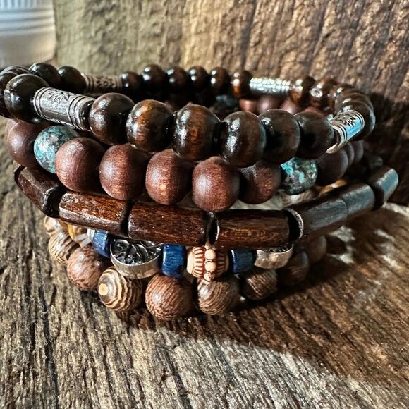 Bohemian Hippie Bracelet Set: Chic Wooden Beads & Coconut Shell | 5-Piece Gift - Picture 1 of 10